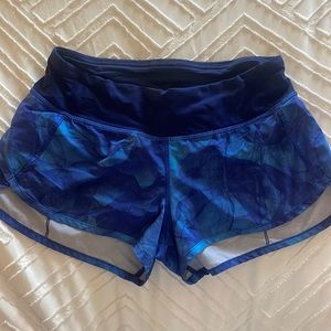 Lululemon 2.5 shorts